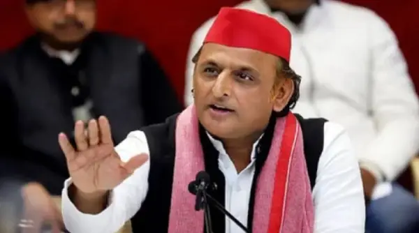 सीएम योगी के नमाज वाले बयान पर अखिलेश यादव ने दी प्रतिक्रिया, बोले- जगह कम है तो क्या दिक्कत?